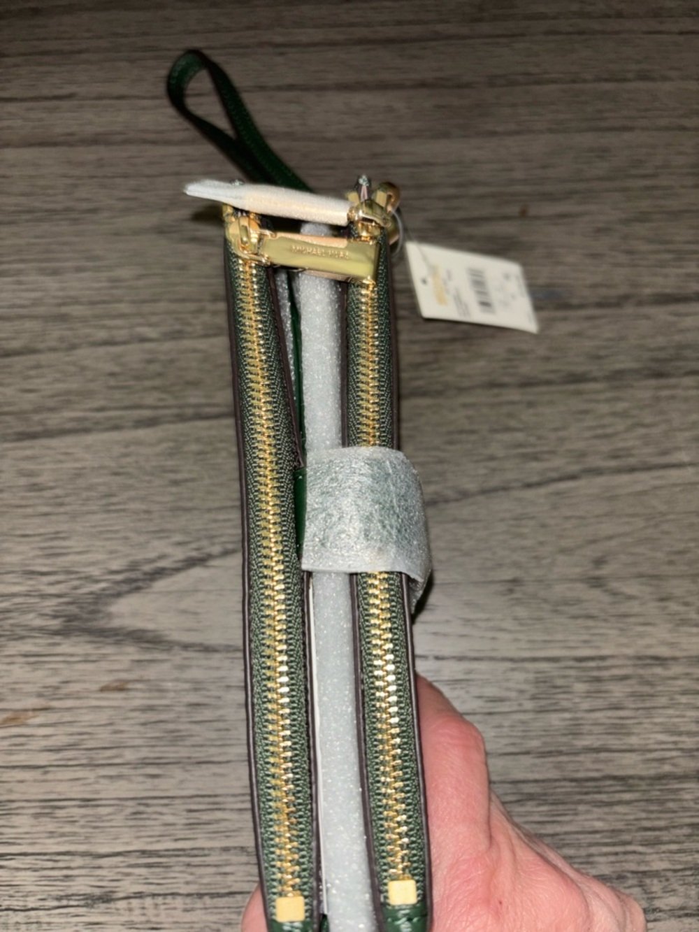 Michael Kors Green Monogram Satchel with Matching Pouch & Cross Bag Charm New - Picture 7 of 13